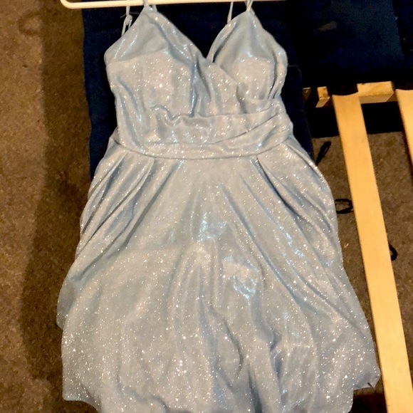 It’s been used one time taking up space and it’s time for it a new home - Picture 1 of 3